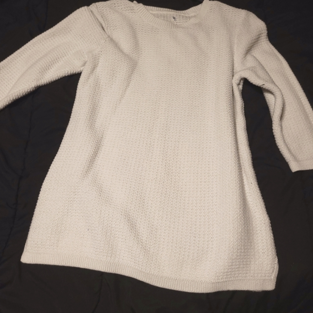 Nitted sweater